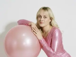 Xlovecam Nude Webcam of KiraHarra