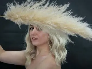 Xlovecam Sex Chat of MilenaBaldwin