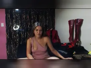 Xlovecam Best live sex cam show of MoreForMyPussy
