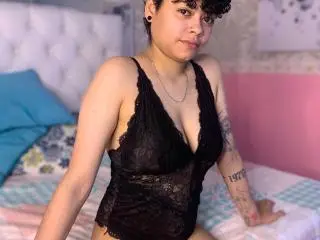 Xlovecam Watch Live Sex Cams of SashaVenom