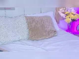 Xlovecam Adult Webcam of AuroraJ