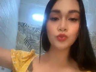 Xlovecam Sex Cam of AvirySins