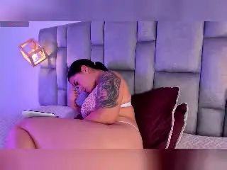 Xlovecam Watch Live Sex Cams of AgataVixen