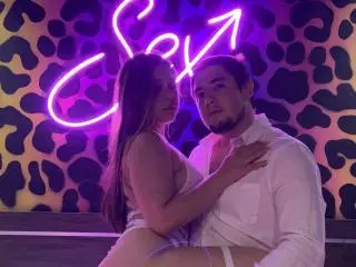 Xlovecam Live Porn of TinaYEdward