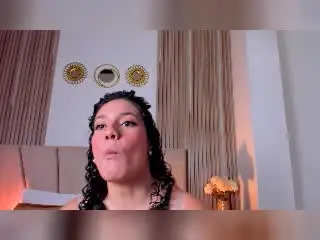 Xlovecam Free Porn Cam of RachellBeaumont