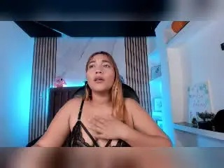 Xlovecam Live Sex of MiiaGrey