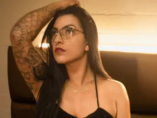 Xlovecam Free Porn Cam of JanetteRider