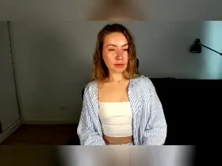 Xlovecam Private Sex Chat of MiaFlirt