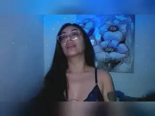 Xlovecam Watch Live Sex Cams of MikeAndLunaa