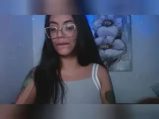 Xlovecam Live Sex of MikeAndLunaa