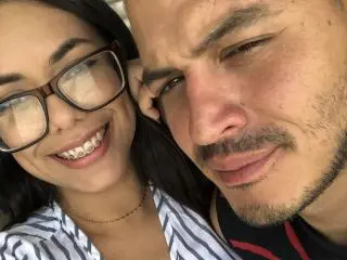Xlovecam Nude Webcam of MikeAndLunaa