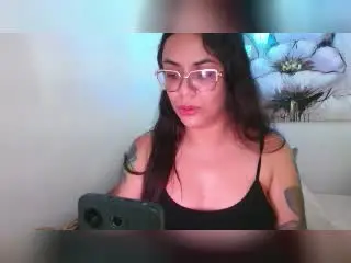 Xlovecam Adult Webcam of MikeAndLunaa