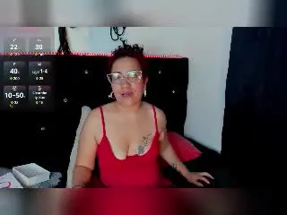 Xlovecam Nude Webcam of MeganMilf69