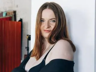 Xlovecam Live Sex Cam of FreyaDak