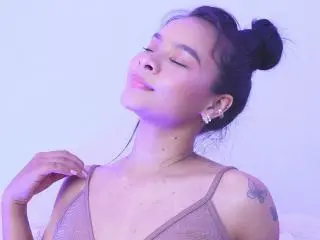 Xlovecam Private Sex Chat of Yurimy