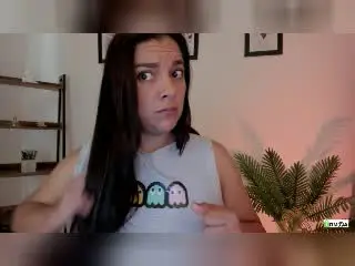 Xlovecam Best Webcam of PrettyEllie