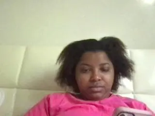 Xlovecam Free Live Porn of CutiEmily