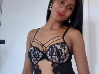 Xlovecam Adult Webcam of PerlaLouisa