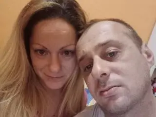 Xlovecam Adult Webcam of VickyMike