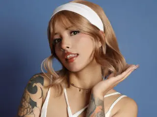 Xlovecam Live Sex Cam of CarlaMiceli