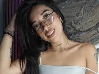 Xlovecam Adult Webcams of KrystalEvans