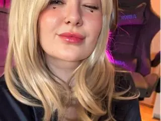 Xlovecam Live Sex Cam of EffyPamela