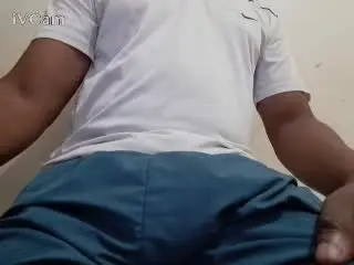 Xlovecam Live Porn of RoyBlackBig