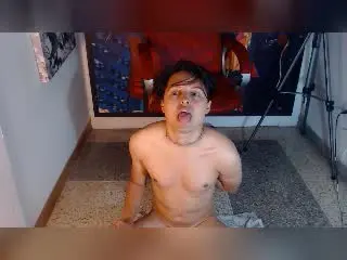 Xlovecam Private Sex Chat of KevinCharles