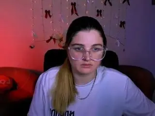 Xlovecam Adult Webcams of IngaGree