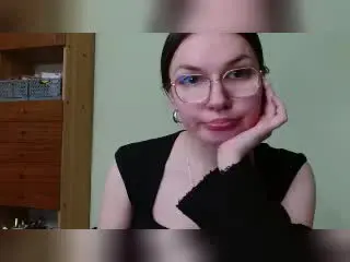 Xlovecam Live Sex Cam of EllyBrune