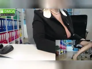 Xlovecam Watch Live Sex Cams of PassionateBlonde