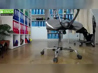 Xlovecam Sex Cam of PassionateBlonde