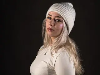 Xlovecam Adult Video Chat of BeckyThaissa