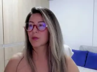 Xlovecam Adult Webcam of Contelaya