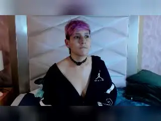 Xlovecam Adult Video Chat of DannyRouds