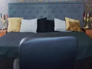 Xlovecam Nude Webcam of AlbertaAllen