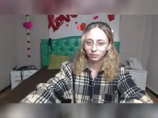 Xlovecam Watch Live Sex Cams of TracyLeex