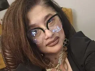 Xlovecam Live Porn of ClassybutNaughty