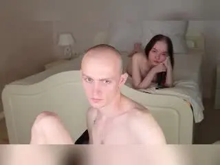 Xlovecam Live Porn of WeksaAndOliver