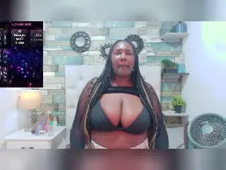 Xlovecam Sex Chat of SkylerNaomi