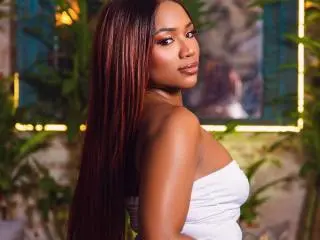 Xlovecam Adult Webcam of FarinaLyte